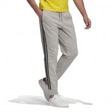 adidas Freizeit-Jogginghose Essentials French Terry Tapered Cuff 3-Streifen lang grau Herren